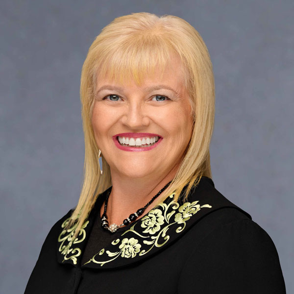 Laurie-square-web laurie